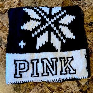 NWOT PINK Victoria Secret Holiday Throw 50” x 60” inches ✨